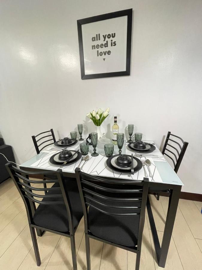 Two Palm Tree Villas Pasay Zewnętrze zdjęcie