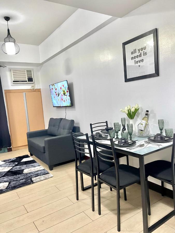 Two Palm Tree Villas Pasay Zewnętrze zdjęcie
