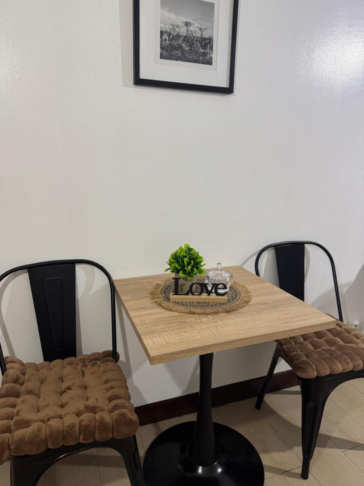 Two Palm Tree Villas Pasay Zewnętrze zdjęcie